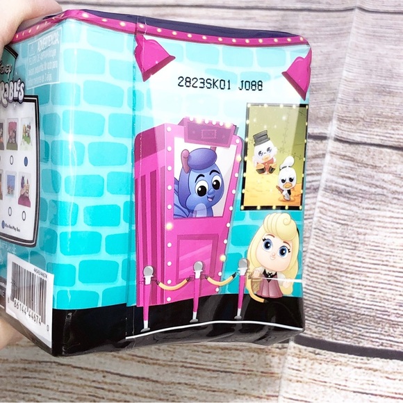 2023 Disney Doorables Movie Moments Series #2 Mini Fig-The Princess and the Frog - Picture 7 of 7